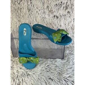 Okal Oka‎ Bee Womens' Slide Sandals Sz M (7-8) Blue Yellow Green Polka Dot Bow